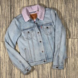 NWOT Sherpa Levi Denim Jacket Size S